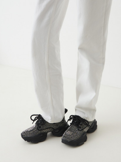 Кроссовки женские