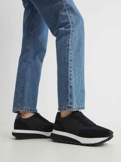 Кроссовки женские