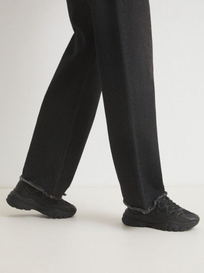 Кроссовки женские