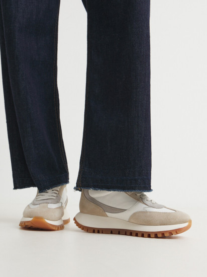 Кроссовки женские