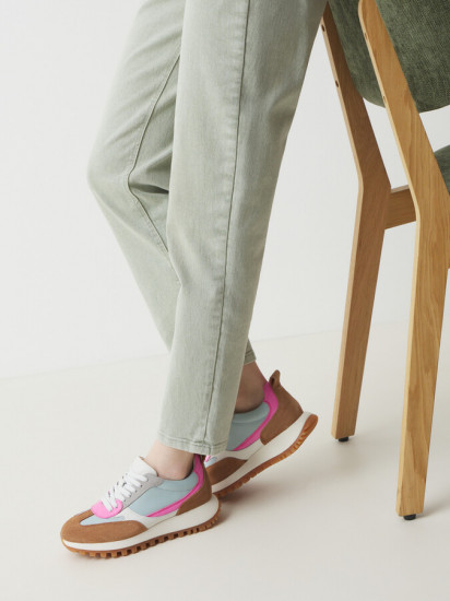 Кроссовки женские