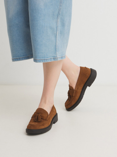 Лоферы женские