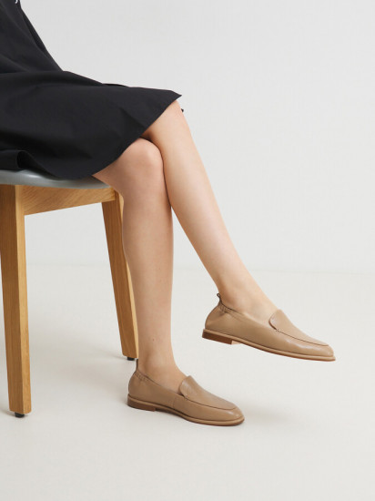 Лоферы женские