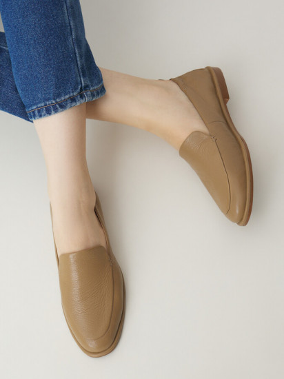 Лоферы женские