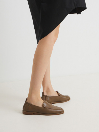 Лоферы женские