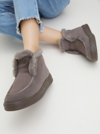 Лоферы женские