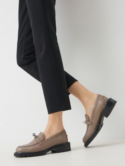 Лоферы женские