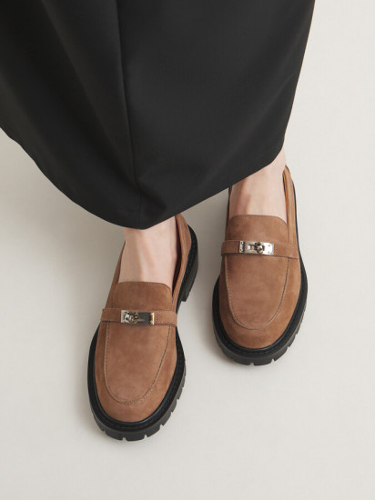 Лоферы женские