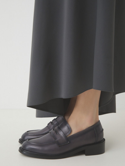 Лоферы женские