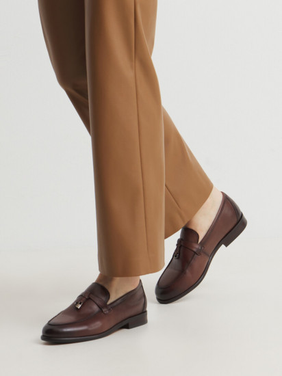 Лоферы женские