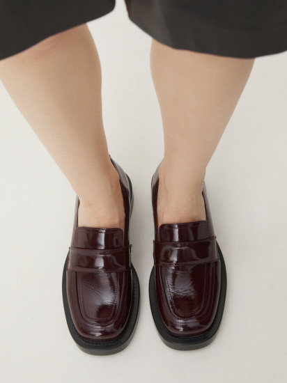 Лоферы женские