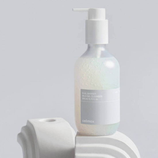 Гель-пенка для умывания с комплексом церамидов «Dual Barrier Mild Gel Cleanser»