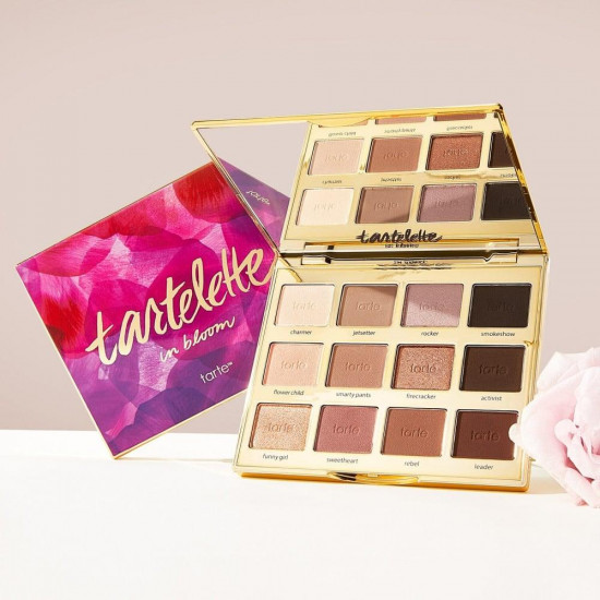 Палетка теней «Tartelette», оттенок In Bloom Clay
