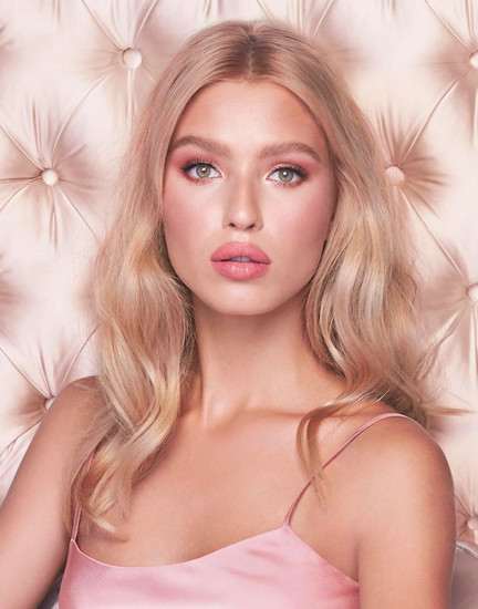 Палетка теней для век «Luxury Palette», оттенок Pillow Talk