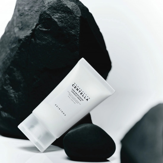 Крем для лица осветляющий «Tone Brightening Capsule Cream»