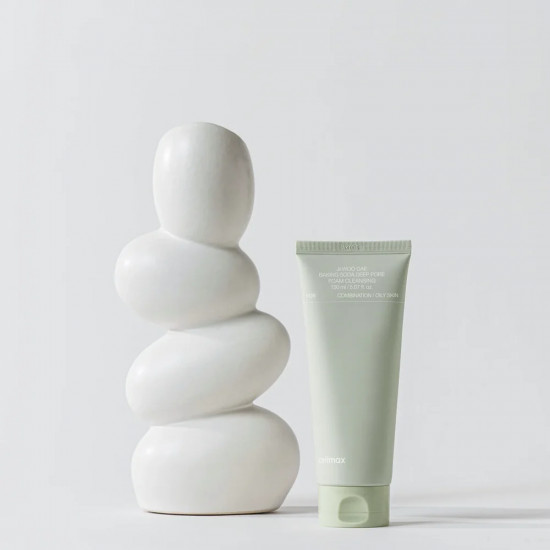 Пенка для глубокого очищения кожи лица с содой «Ji Woo Gae Baking Soda Deep Pore Foam Cleansing»