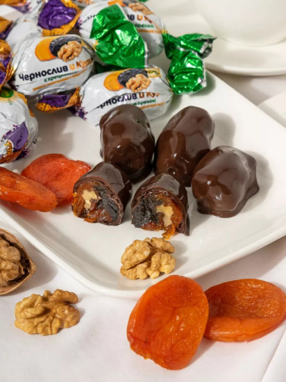 Конфеты «Чернослив с курагой и грецким орехом»