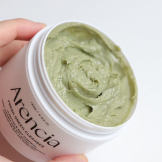 Очищающее средство для лица с зеленым чаем и центеллой «Fresh Green Cleanser»
