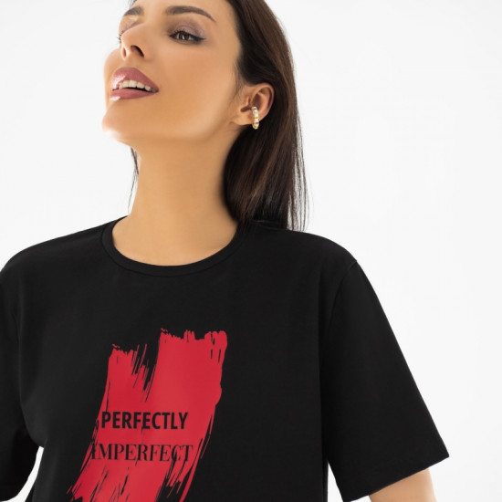 Футболка женская «Следи за движением (star)»