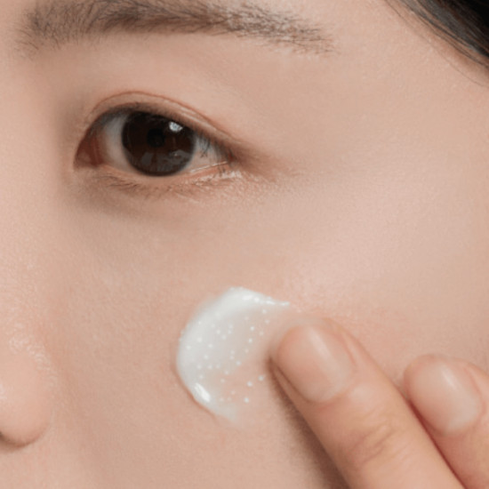 Крем для лица с центеллой осветляющий капсульный «Madagascar Centella Tone Brightening Capsule Cream»