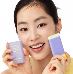 Солнцезащитный стик с бакучиолом «Pore Smoothing Bakuchiol Sun Stick» SPF50+ PA++++ - Фото 3