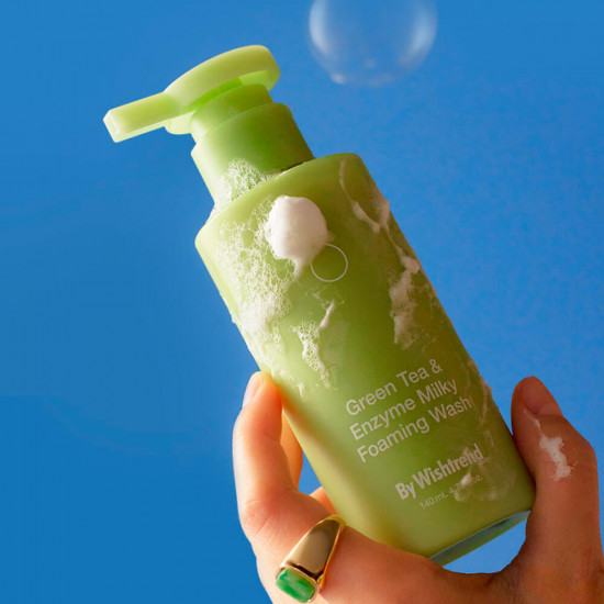 Энзимное средство для умывания с зелёным чаем «Green Tea & Enzyme Milky Foaming Wash»