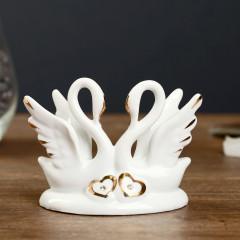 Сувенир под фарфор «Два лебедя изящество» - Фото 3
