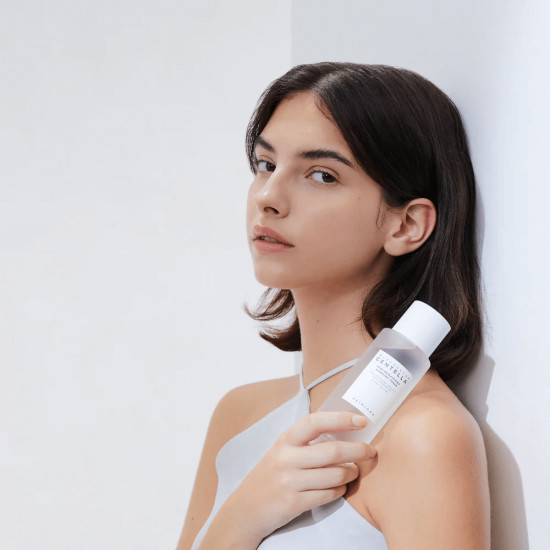 Тоник для лица с центеллой осветляющий мягкий «Madagascar Centella Tone Brightening Boosting Toner»