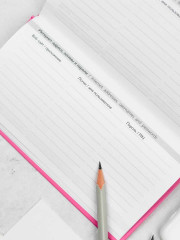 Еженедельник недатированный «Три коня» - Фото 1