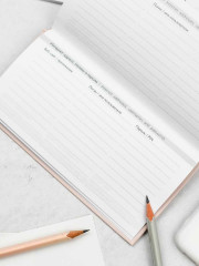 Еженедельник недатированный «Мишка с кофе» - Фото 1