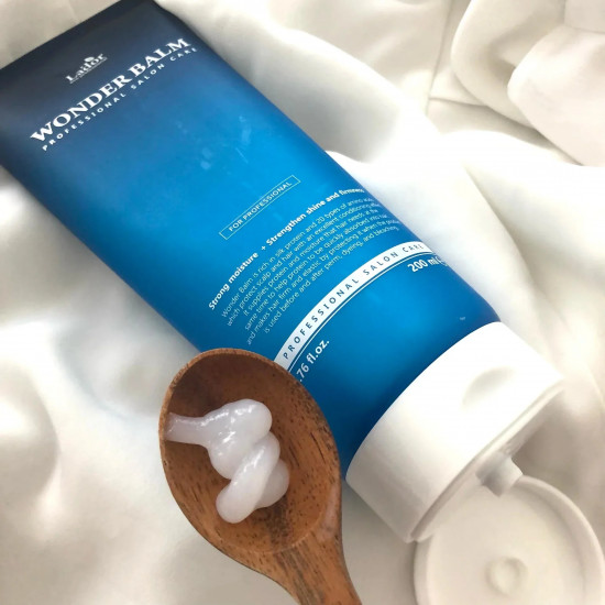 Экспресс-бальзам для волос увлажняющий «Wonder Balm»