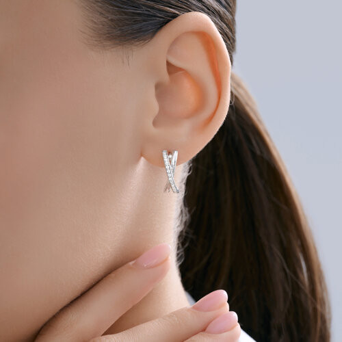 Серьги из серебра с фианитами