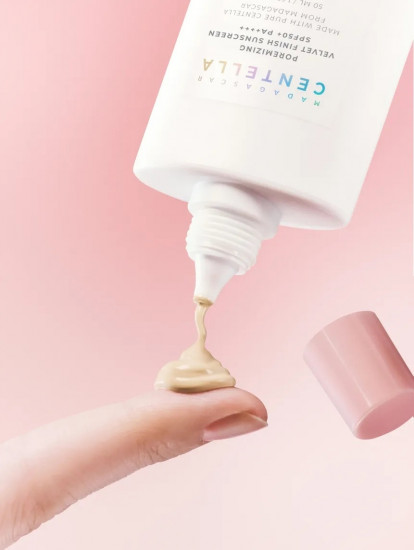 Солнцезащитный крем для лица для сужения пор SPF50+ PA++++ «Poremizing Velvet Finish Sunscreen»