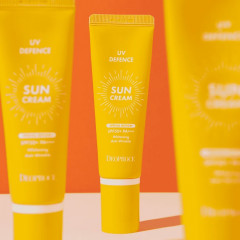Крем для лица солнцезащитный «UV Defence Sun Cream» SPF50+ PA+++ - Фото 4